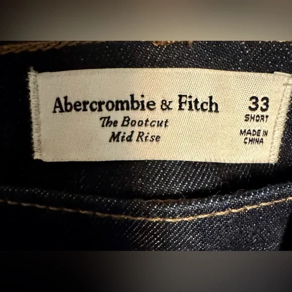 Abercrombie & Fitch Mid Rise Bootcut Jeans Dark Rinse Size 16 - 33 Short A&F - Picture 4 of 6